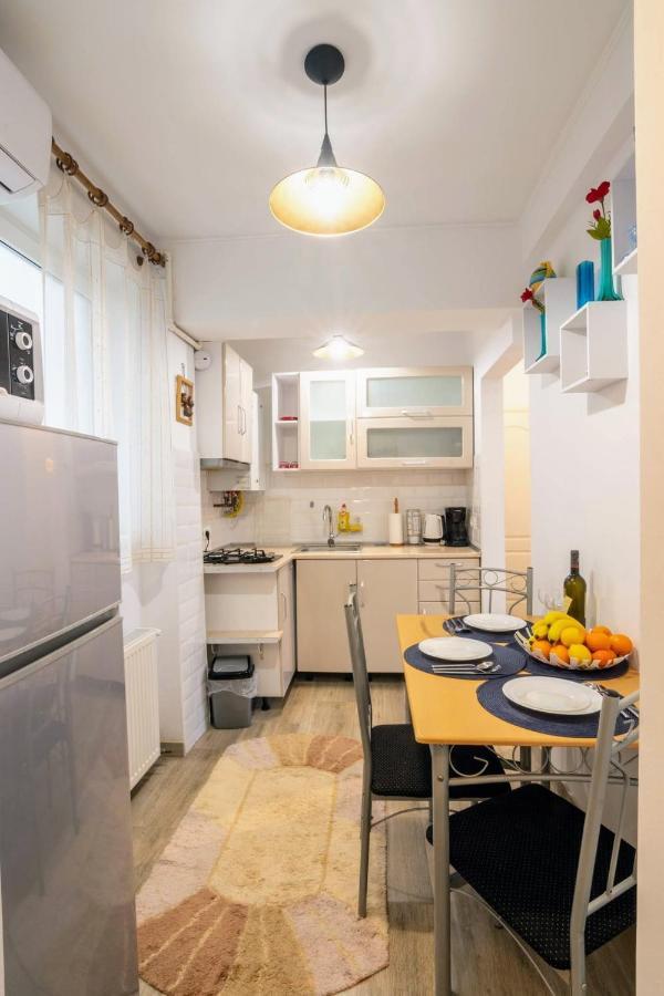 Modern & Stylish Apartment Excellent Location Superhost Constanţa Exterior foto