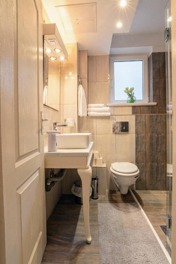 Modern & Stylish Apartment Excellent Location Superhost Constanţa Exterior foto
